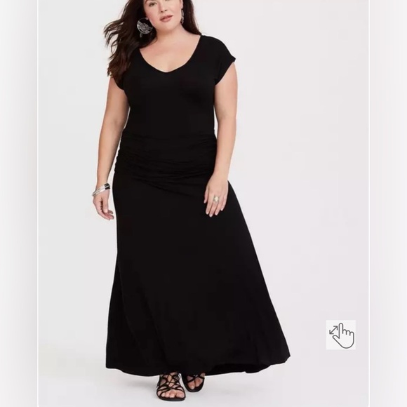 torrid Dresses & Skirts - Torrid Jersey Shirred Maxi Dress Soft Stretch Boho Minimal Dropped Waist Size 1